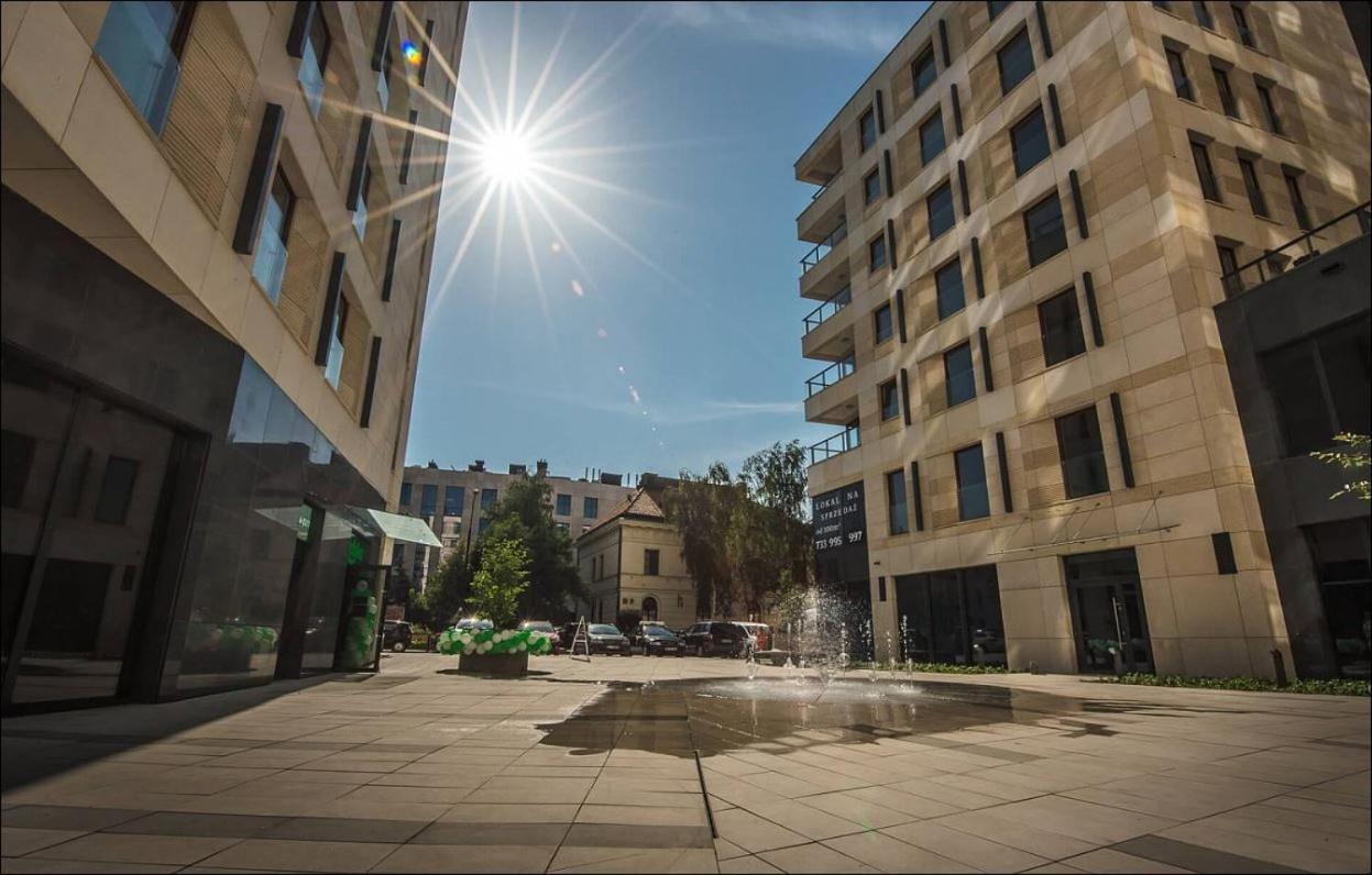 P&O Serviced Apartments Solec Warszawa Eksteriør billede