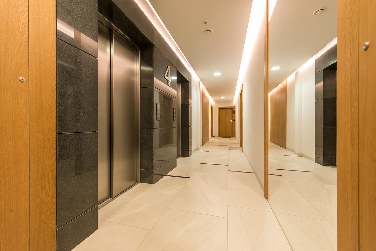 P&O Serviced Apartments Solec Warszawa Eksteriør billede