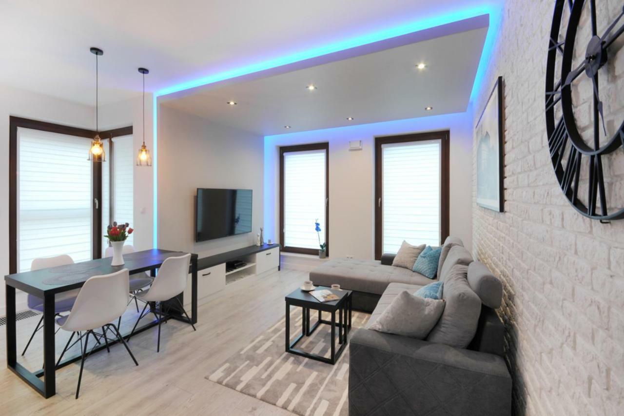 P&O Serviced Apartments Solec Warszawa Eksteriør billede