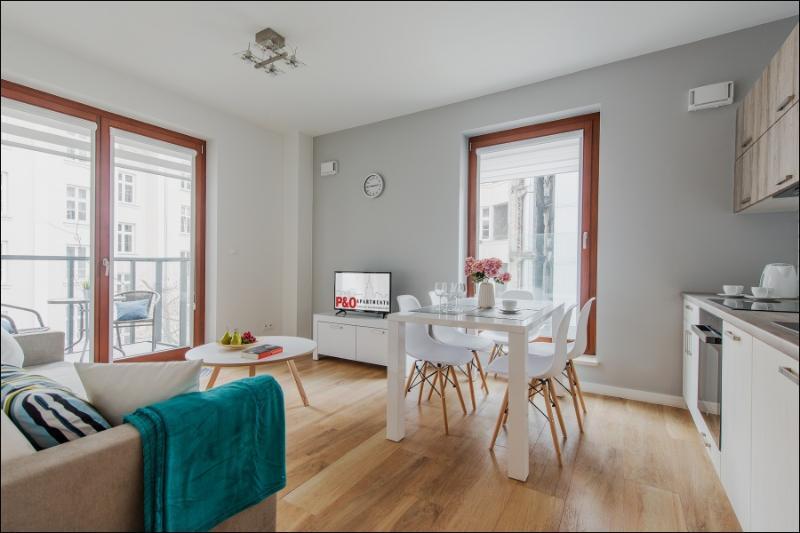 P&O Serviced Apartments Solec Warszawa Eksteriør billede